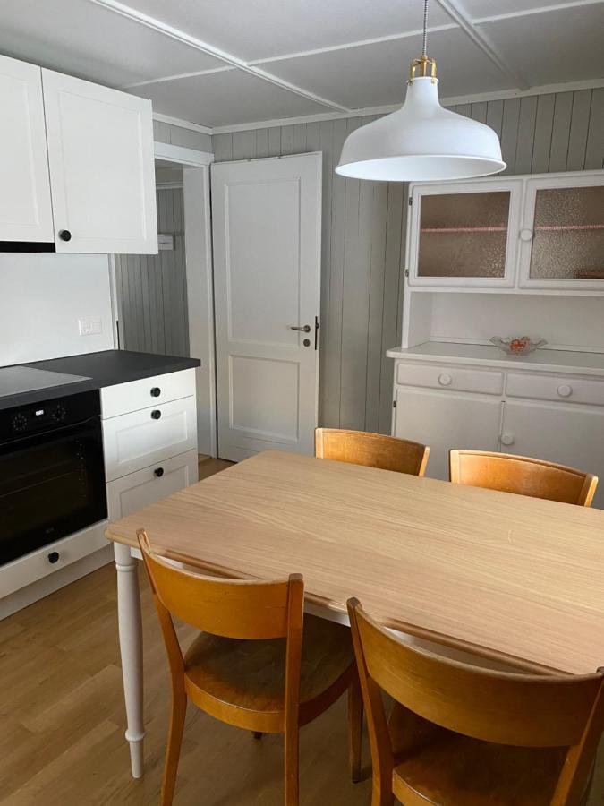 Familienferien Im Chalet Baergli Kandersteg Esterno foto
